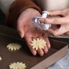 set-3-khuon-nhan-lo-xo-hoa-cuc-trung - ảnh nhỏ 5
